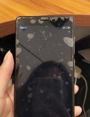 苹果手机黑屏无法重启怎么办？快速解决方法有哪些？