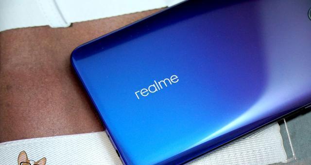 realmex手机哪款性价比高？如何选择最合适的型号？