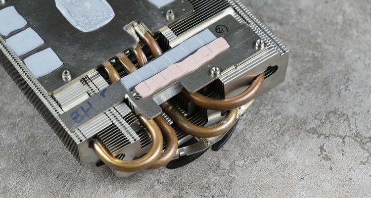 显卡镜面划痕如何修复？修复后效果如何？