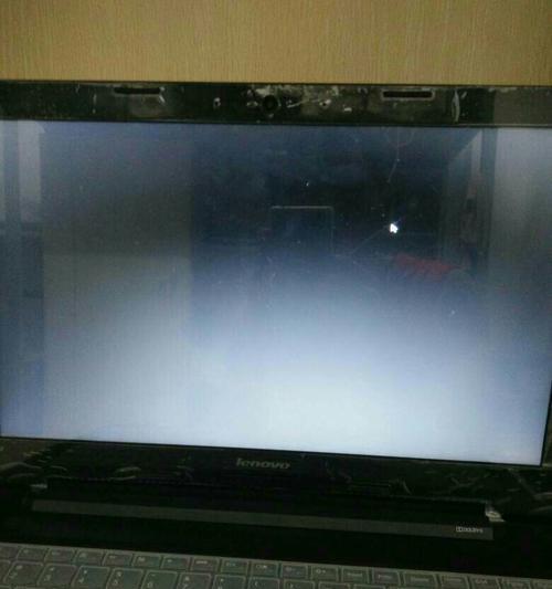电脑偶然闪一下黑屏了什么原因？快递笔记本电脑多少钱？