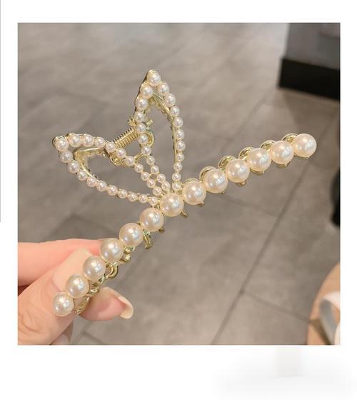 手机拍照如何捕捉到耳朵细节？
