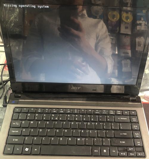 电脑黑屏但有光亮如何解决？