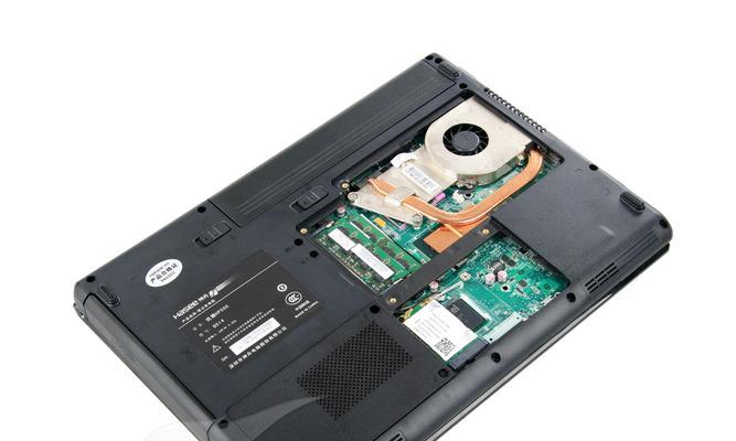 神舟笔记本d5内存条插法是什么？