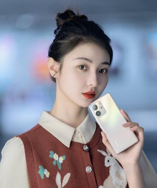 手机拍照能调到2k吗？如何调整手机拍照设置？