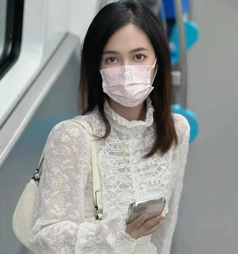 口罩手机拍照如何拍出好看效果？