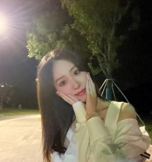 手机后置自拍拍照模糊是什么原因？