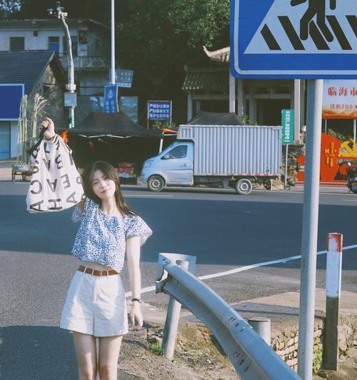 如何用手机为写真胶卷摄像机拍照？