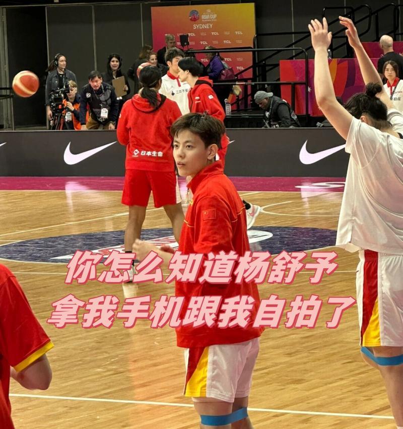全脸自拍时如何正确持握手机？