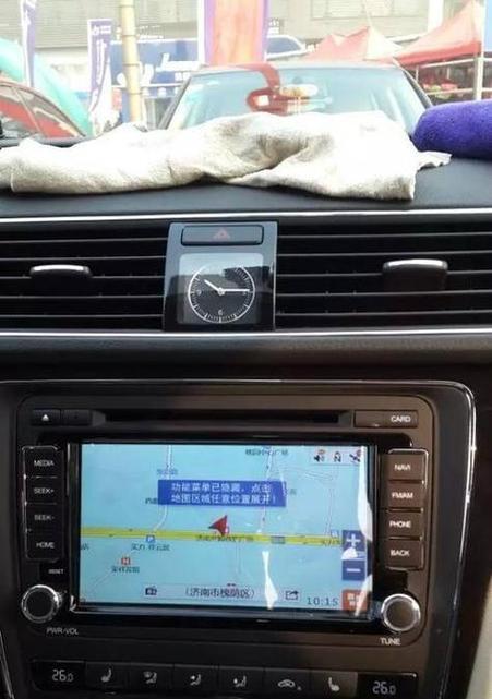 迈腾车载充电器母座的作用是什么？如何正确使用？
