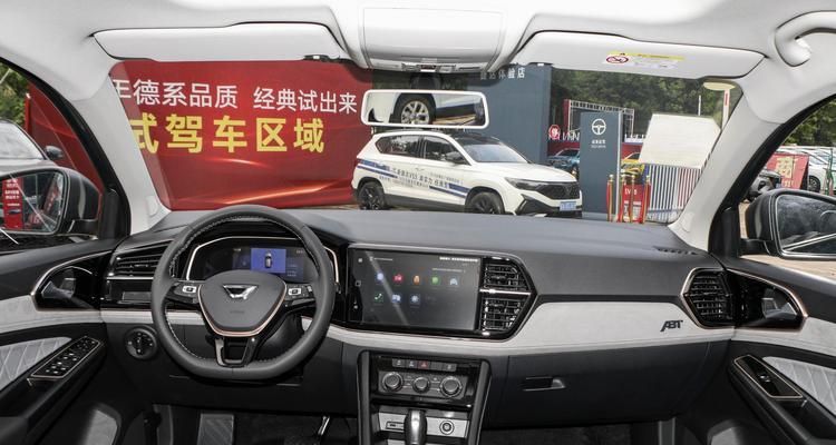 捷达中控台音箱拆卸方法是什么？