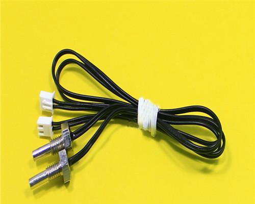 电热水器热敏电阻功能是什么？如何检查其状态？