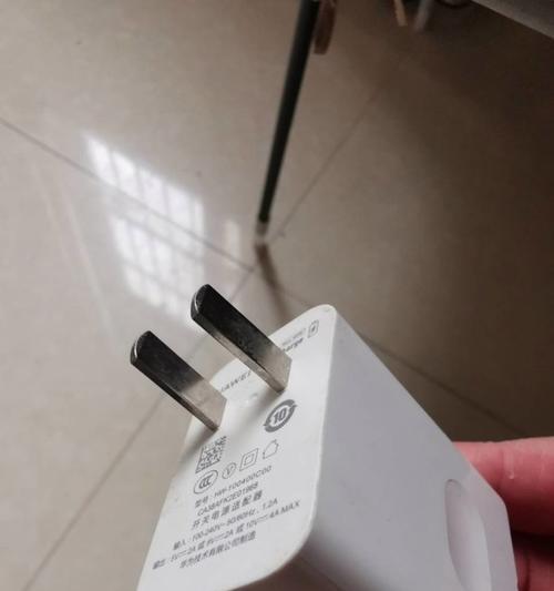 240瓦的充电器数据线规格是什么？如何选择合适的线材？