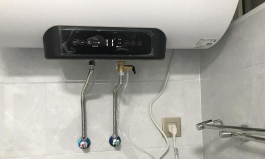 热水器没有插电线开关的原因是什么？如何解决热水器开关问题？