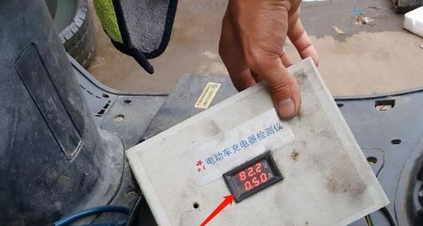 充电器绿灯亮起还充电是什么原因？如何确保安全充电？
