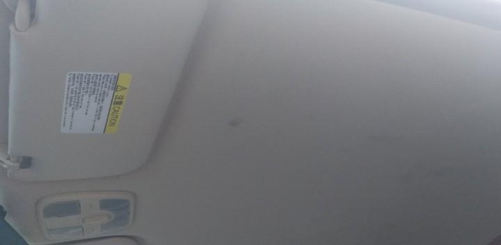 热水器后面白色那根线有何用途？是否可以自行处理？