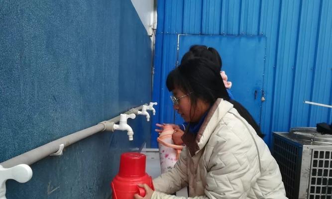 热水器笑脸关闭步骤是什么？