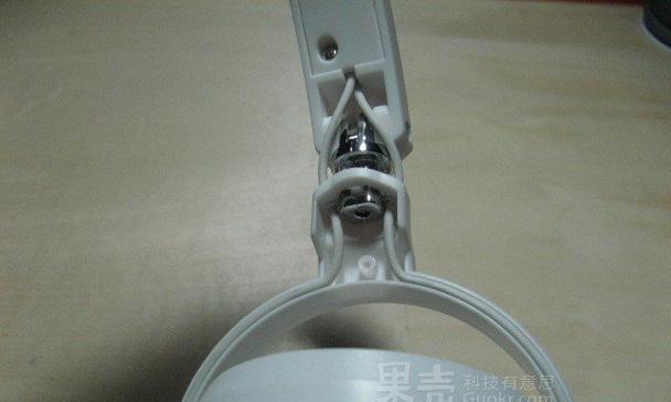 苹果蓝牙耳机带钻头吗？使用方法是什么？