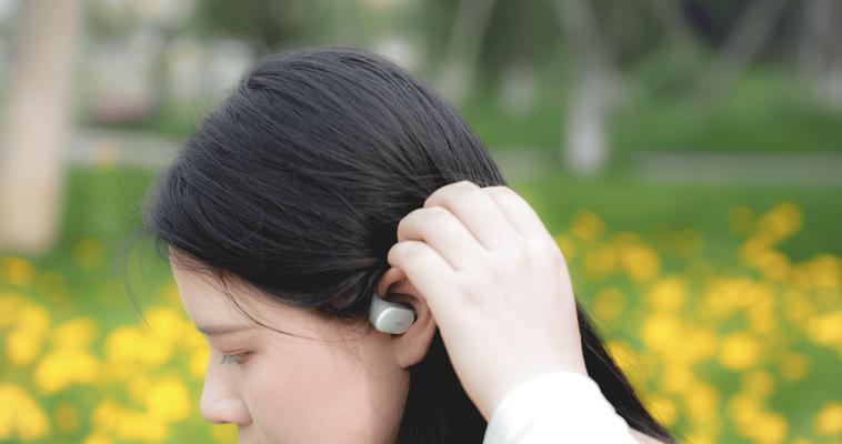 上学时如何佩戴蓝牙耳机更合适？