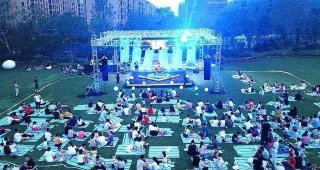 深圳灯光音响晚会举办地点？如何获取门票信息？