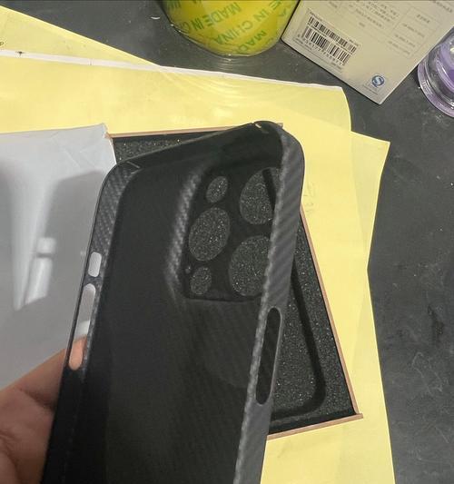 荣耀100定做手机壳怎么样？定制手机壳需要注意什么？
